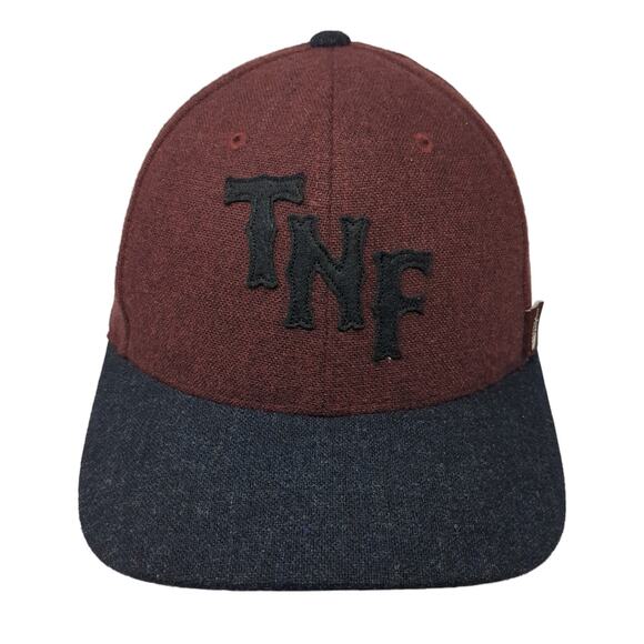 TNF Fitted Baseball Cap Red One Size Lightweight Embroidered 6 Panel Flexfit - Picture 1 of 8